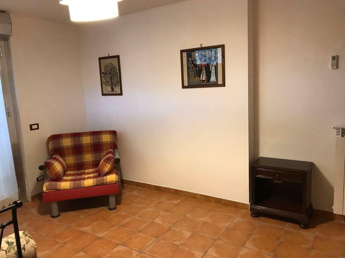 Villetta Della Nonna Mondello Palermo Buitenkant foto
