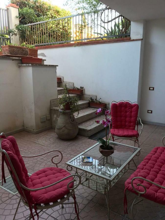 Villetta Della Nonna Mondello Palermo Buitenkant foto