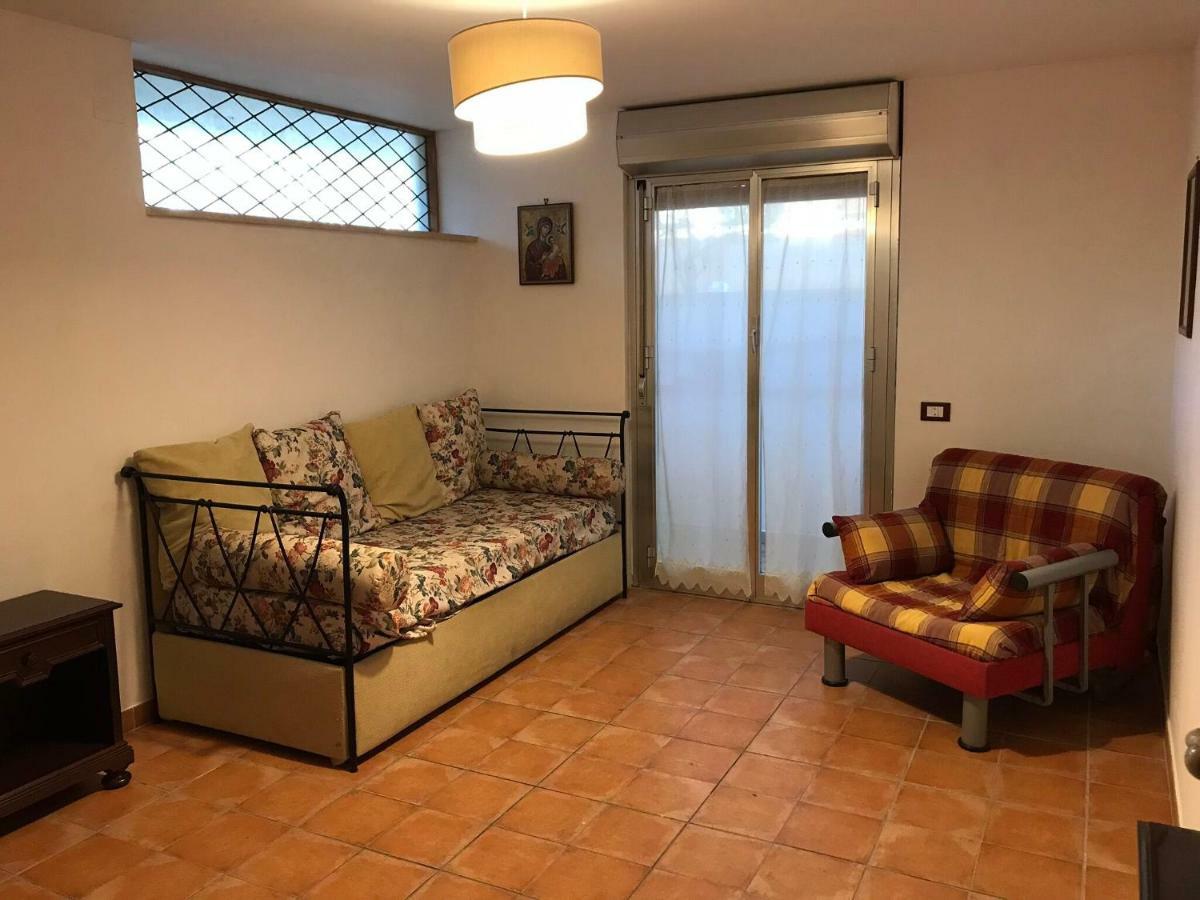 Villetta Della Nonna Mondello Palermo Buitenkant foto