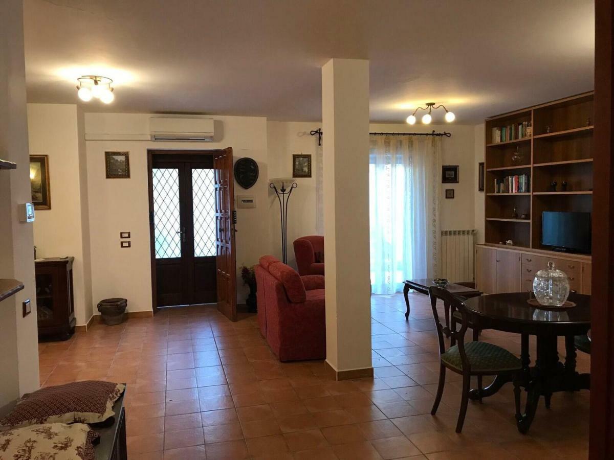 Villetta Della Nonna Mondello Palermo Buitenkant foto