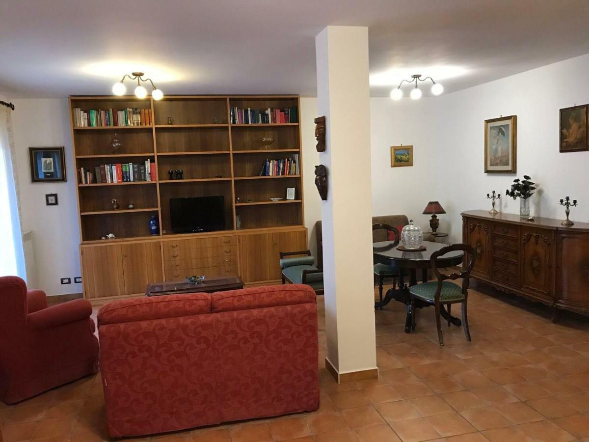 Villetta Della Nonna Mondello Palermo Buitenkant foto