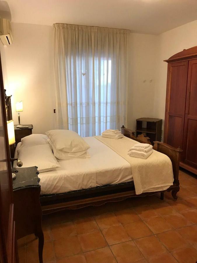 Villetta Della Nonna Mondello Palermo Buitenkant foto